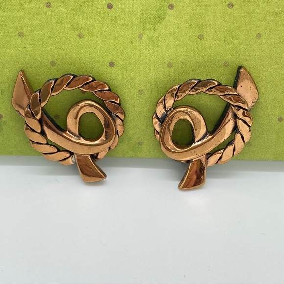 Vintage Copper Mod Clip On Earrings - Picture 8 of 8
